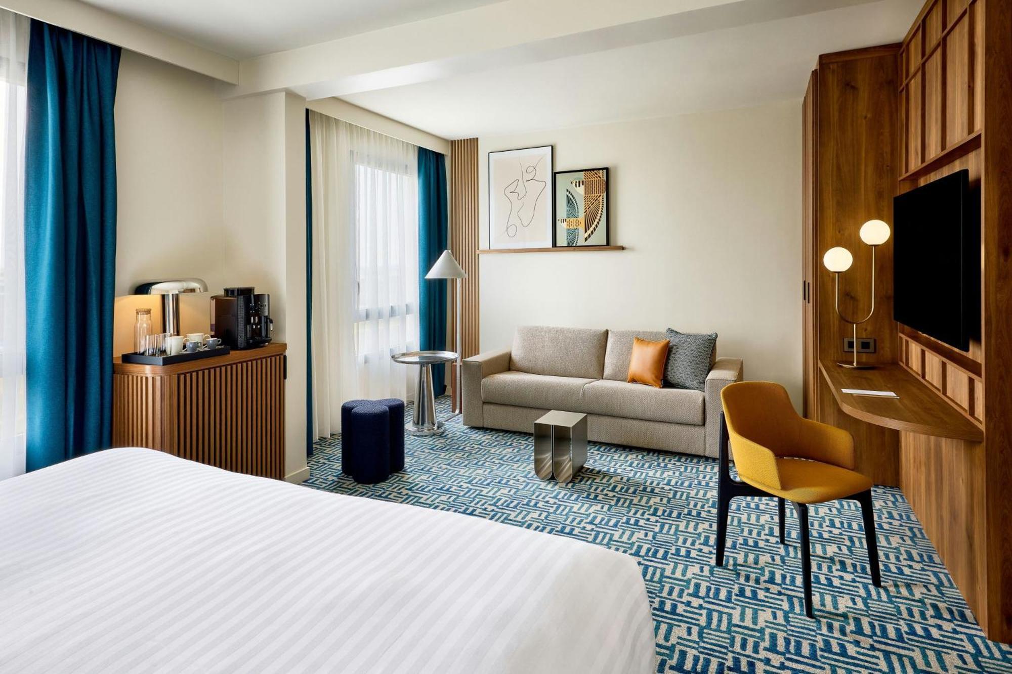 ז'נה Courtyard By Marriott Lyon Eurexpo Stadium מראה חיצוני תמונה